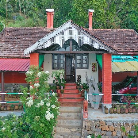Devashola Homestay Кунур Екстер'єр фото