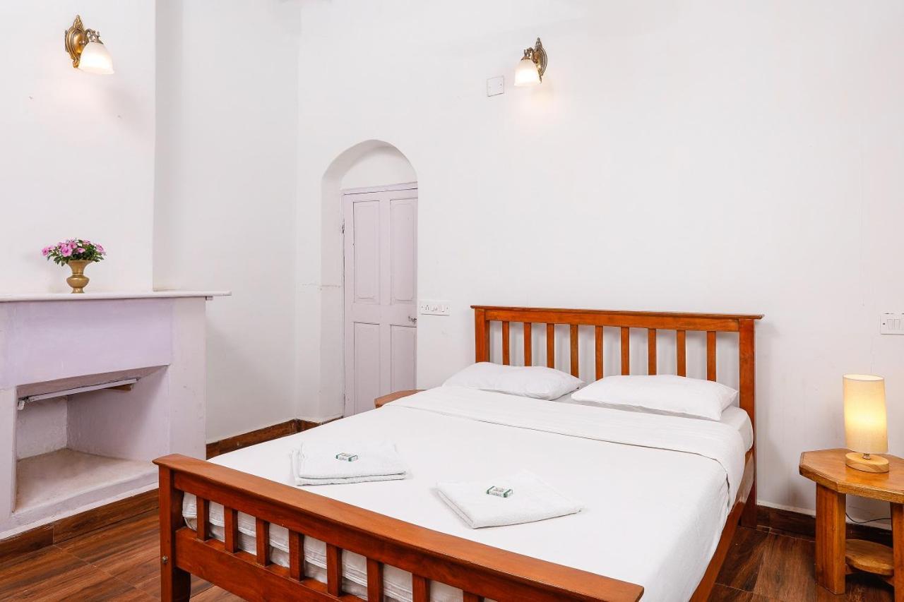 Devashola Homestay Кунур Екстер'єр фото