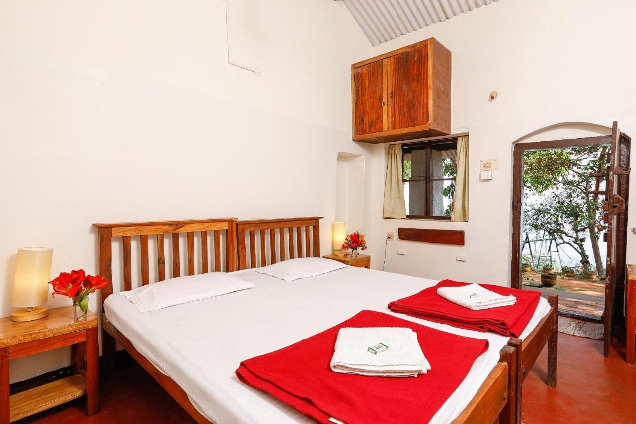 Devashola Homestay Кунур Екстер'єр фото